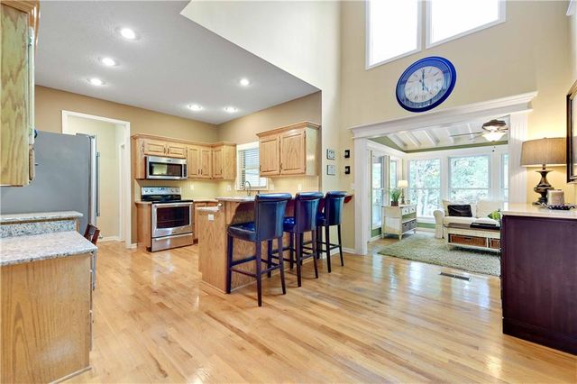 18966 W 117th Terrace, Olathe, KS 66061