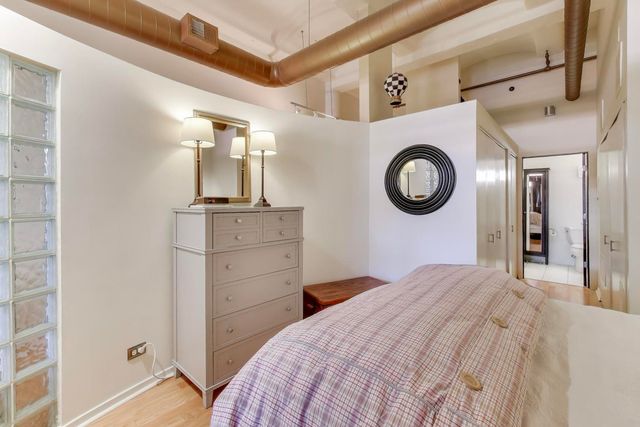 1000 W washington Boulevard 418, Chicago, IL 60607