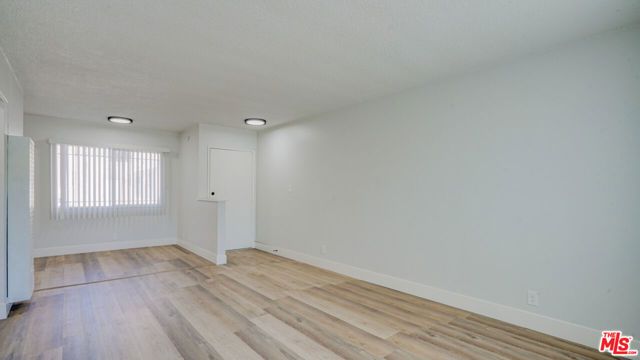 8425 S Western Avenue, Los Angeles, CA 90047