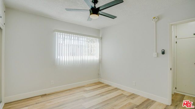 8425 S Western Avenue, Los Angeles, CA 90047