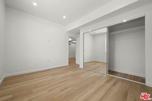 8425 S Western Avenue, Los Angeles, CA 90047