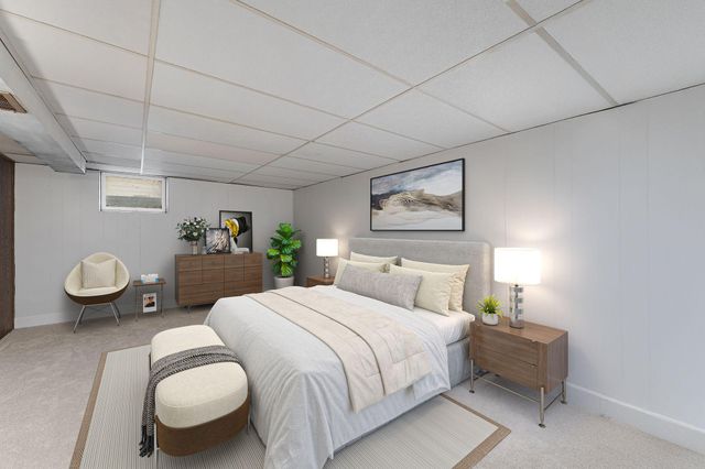 811 Pandora Drive NE, Fridley, MN 55432