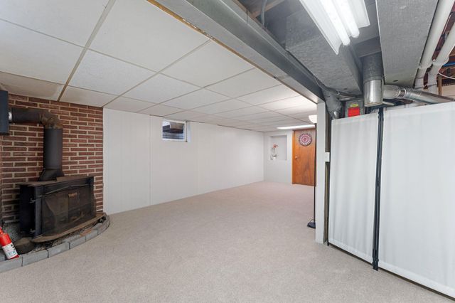 811 Pandora Drive NE, Fridley, MN 55432