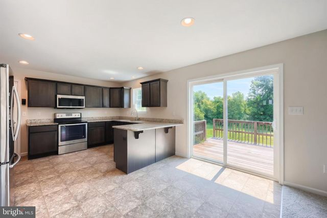 98 CLOVER RUN, Abbottstown, PA 17301