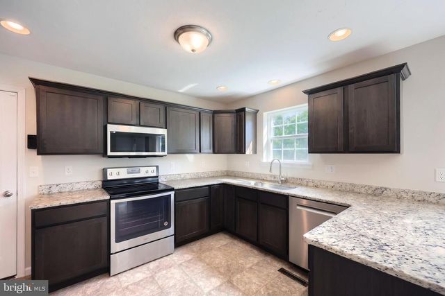98 CLOVER RUN, Abbottstown, PA 17301