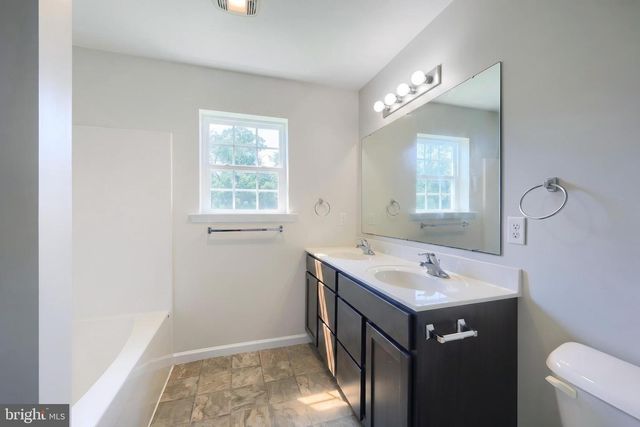 98 CLOVER RUN, Abbottstown, PA 17301