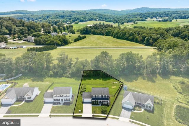 98 CLOVER RUN, Abbottstown, PA 17301
