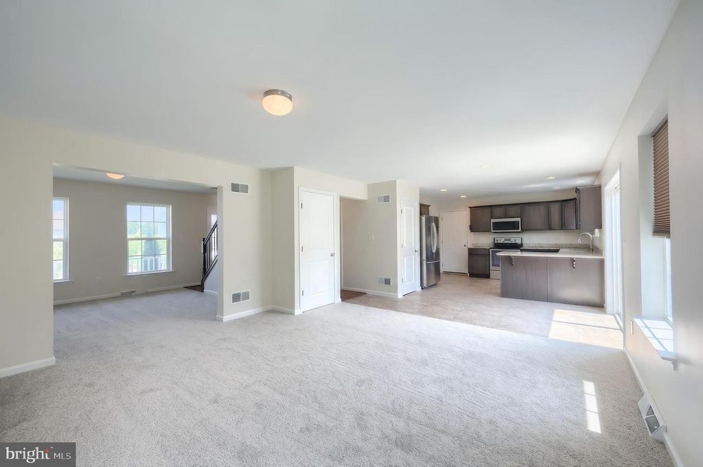 Image 19 of property listing at 98 CLOVER RUN, Abbottstown, PA 17301