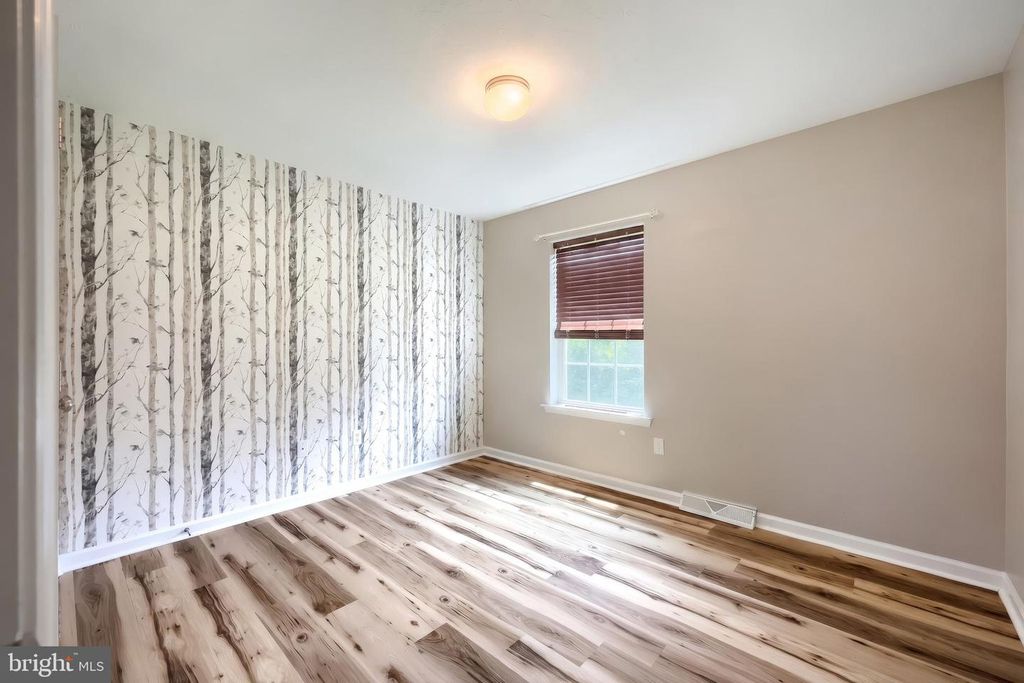 Image 34 of property listing at 98 CLOVER RUN, Abbottstown, PA 17301