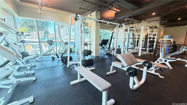 1177 Queen Street 3204, Honolulu, HI 96814