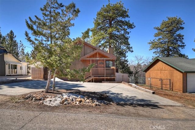 630 Villa Grove, Big Bear City, CA 92314