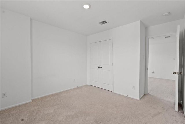 15542 Blue Lake Drive, Mont Belvieu, TX 77523