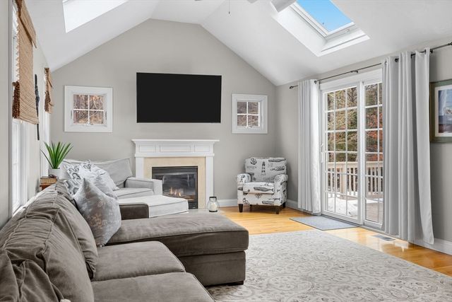 1 Anthonys Way, Mashpee, MA 02649