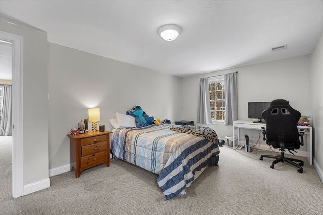 1 Anthonys Way, Mashpee, MA 02649