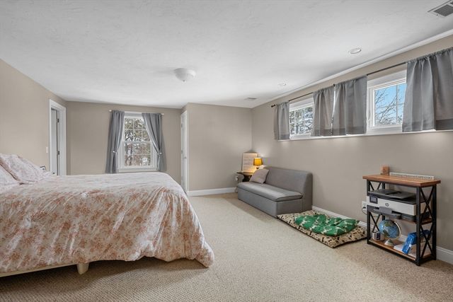 1 Anthonys Way, Mashpee, MA 02649