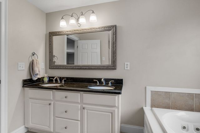 1 Anthonys Way, Mashpee, MA 02649