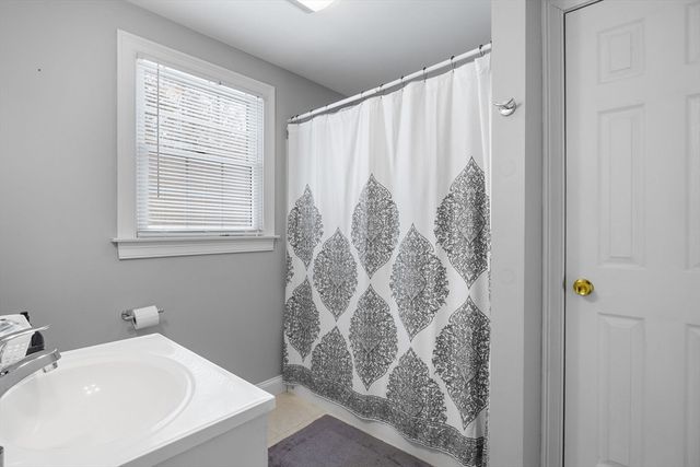 1 Anthonys Way, Mashpee, MA 02649