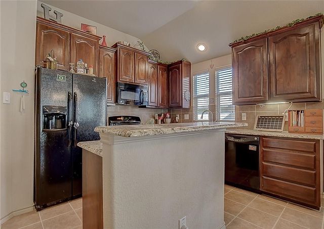 5009 Holliday Drive, Fort Worth, TX 76244