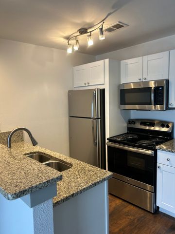 4633 Fairmount Street 111, Dallas, TX 75219
