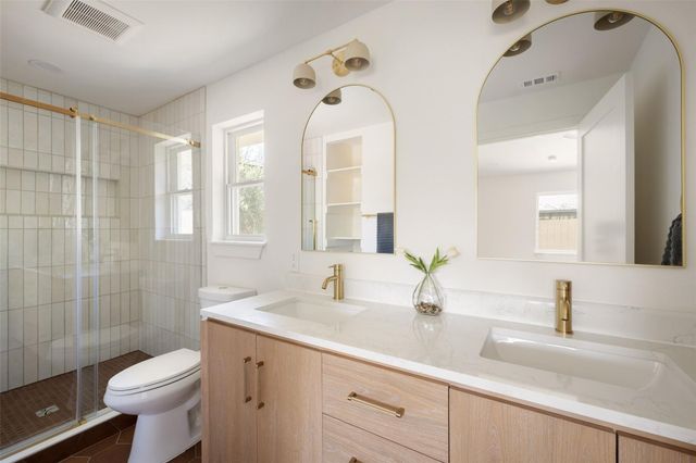 2200 Bristol DR, Austin, TX 78723