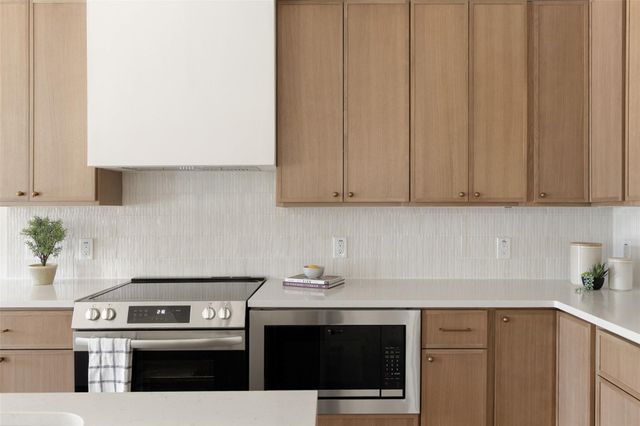 2200 Bristol DR, Austin, TX 78723