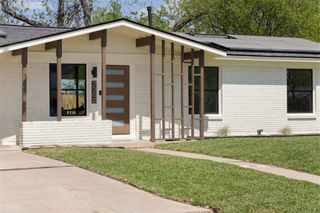 2200 Bristol DR, Austin, TX 78723