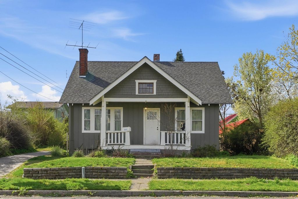 1017 W Dalton Ave, Spokane, WA 99205