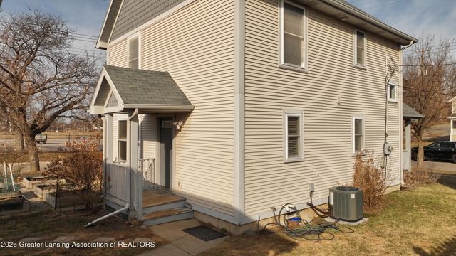 433 Dorrance Place, Lansing, MI 48912