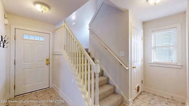 433 Dorrance Place, Lansing, MI 48912