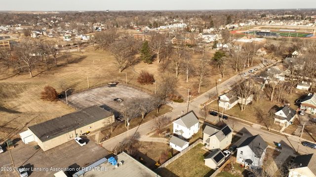 433 Dorrance Place, Lansing, MI 48912