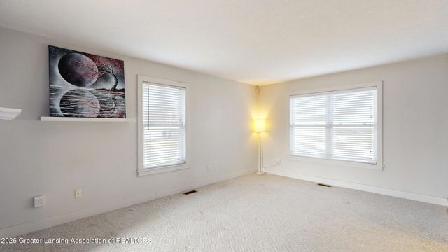 433 Dorrance Place, Lansing, MI 48912