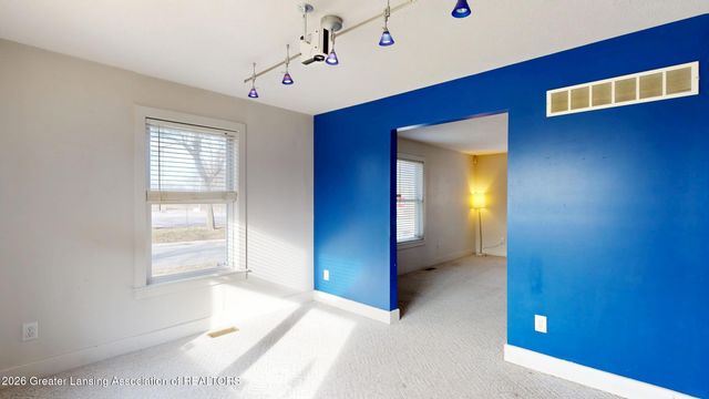 433 Dorrance Place, Lansing, MI 48912