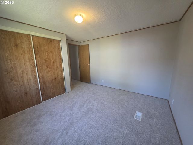1901 Se MINTER BRIDGE Rd 38, Hillsboro, OR 97123