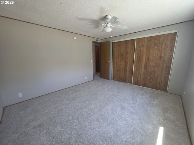 1901 Se MINTER BRIDGE Rd 38, Hillsboro, OR 97123