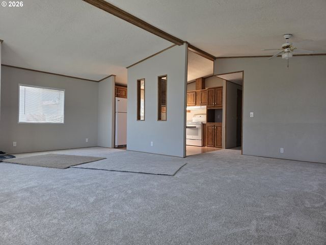 1901 Se MINTER BRIDGE Rd 38, Hillsboro, OR 97123