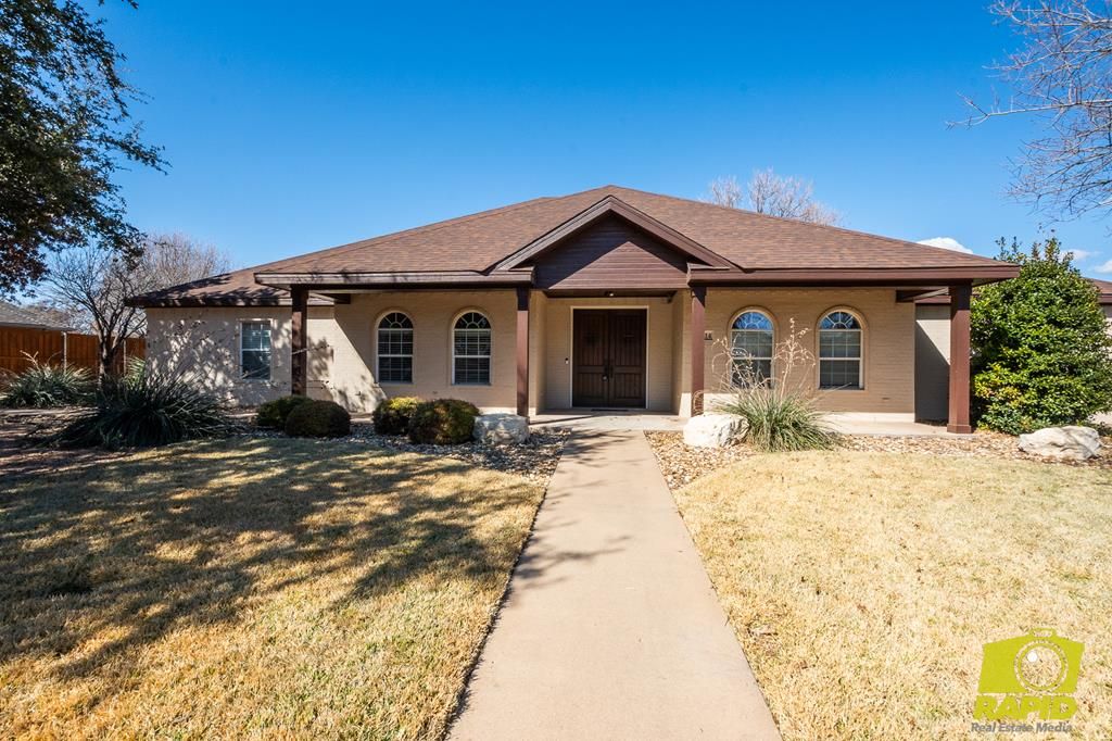 Image 1 of property listing at 6014 Kingsbridge Dr, San Angelo, TX 76901