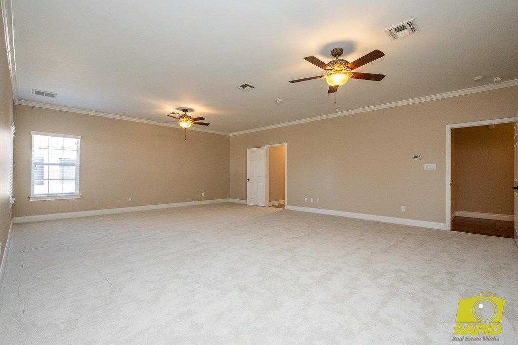 Image 21 of property listing at 6014 Kingsbridge Dr, San Angelo, TX 76901