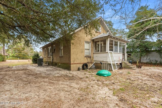 120 W Philadelphia Avenue, Pinebluff, NC 28373