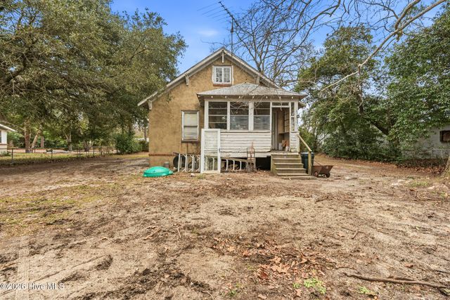 120 W Philadelphia Avenue, Pinebluff, NC 28373