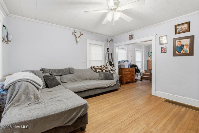 120 W Philadelphia Avenue, Pinebluff, NC 28373