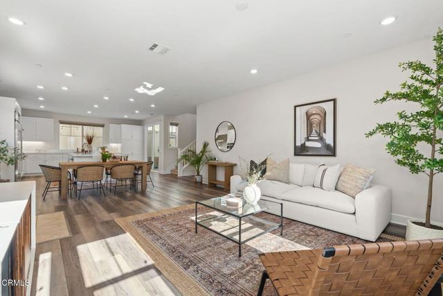 3068 Harrison Lane, Simi Valley, CA 93065