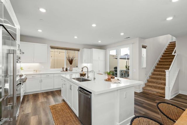 3068 Harrison Lane, Simi Valley, CA 93065
