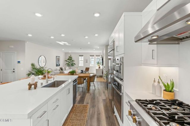 3068 Harrison Lane, Simi Valley, CA 93065