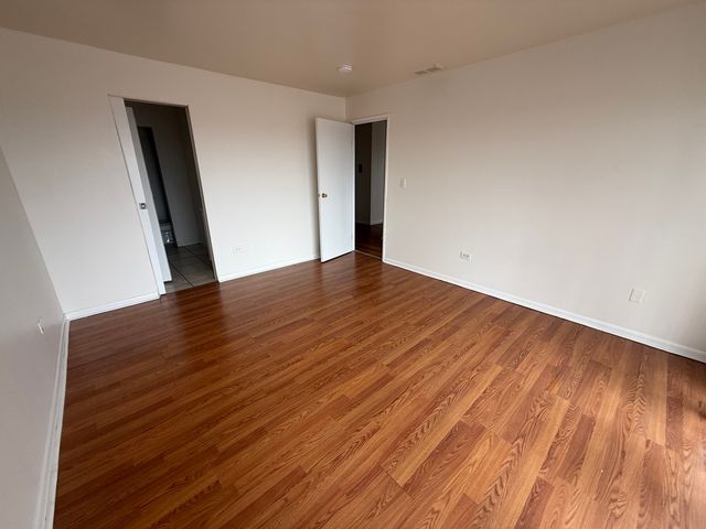 2310 N Harlem Avenue 205, Elmwood Park, IL 60707