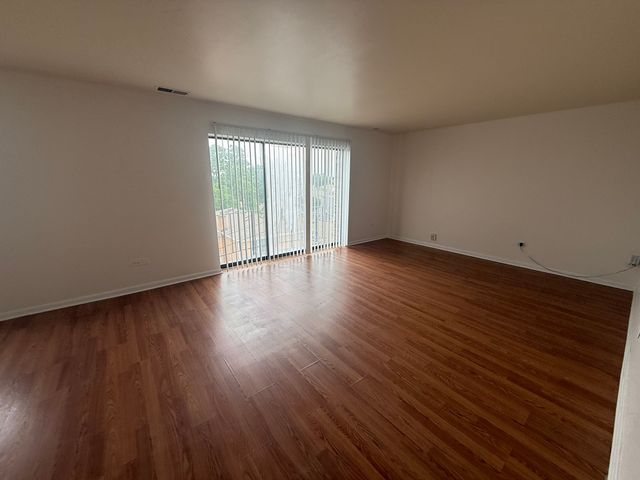2310 N Harlem Avenue 205, Elmwood Park, IL 60707