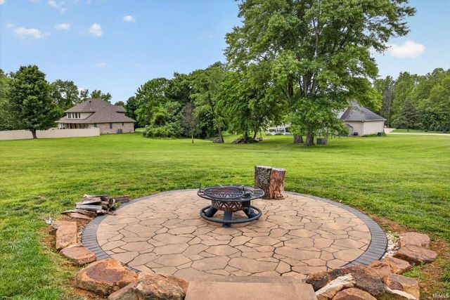 9833 S Tailwater Drive, Bloomington, IN 47401