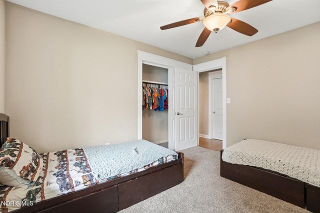 923 Lyn Road, Bowling Green, OH 43402