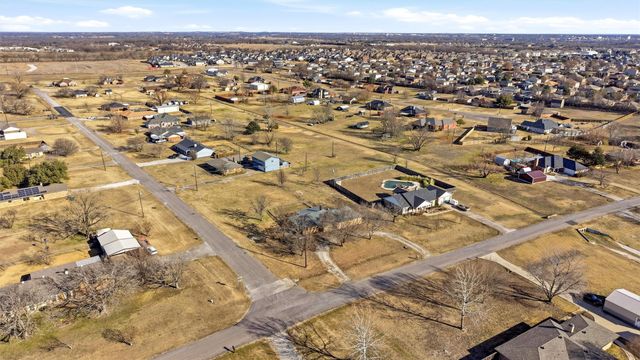 4805 Park Avenue, Sherman, TX 75092