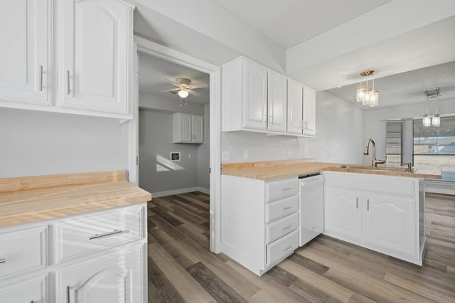 4805 Park Avenue, Sherman, TX 75092