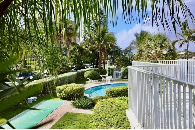 1043 Hillsboro Hillsboro Mile 21c, Hillsboro Beach, FL 33062